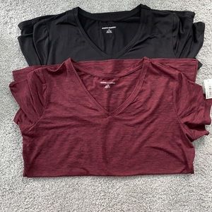 Amazon Basic V-neck size large